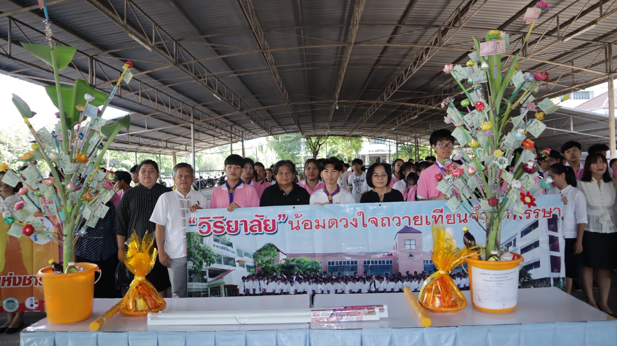 ถวายเทียนจำนำพรรษา