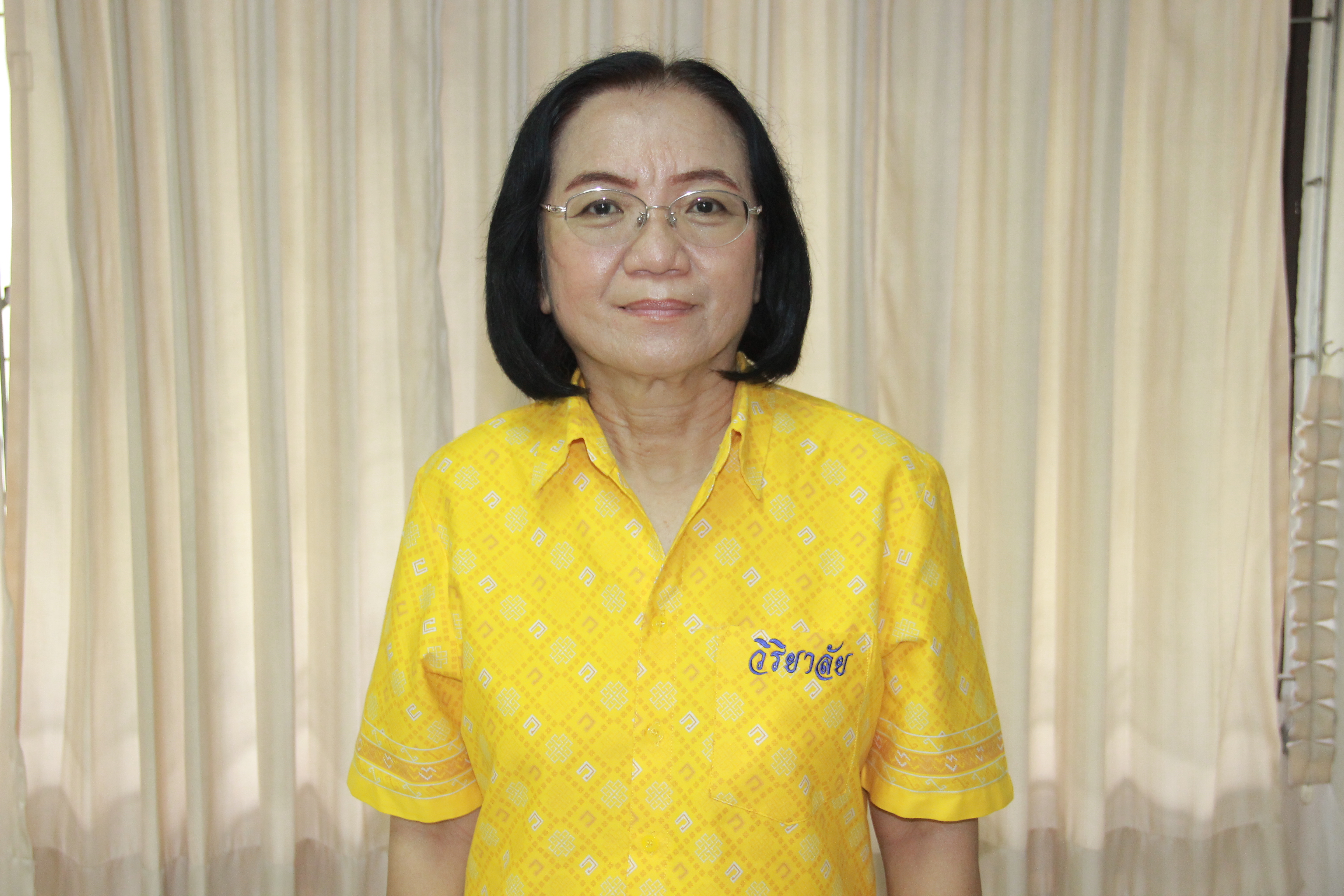 อาจารย์มณี ศิลปวรณ์วิวัฒน์